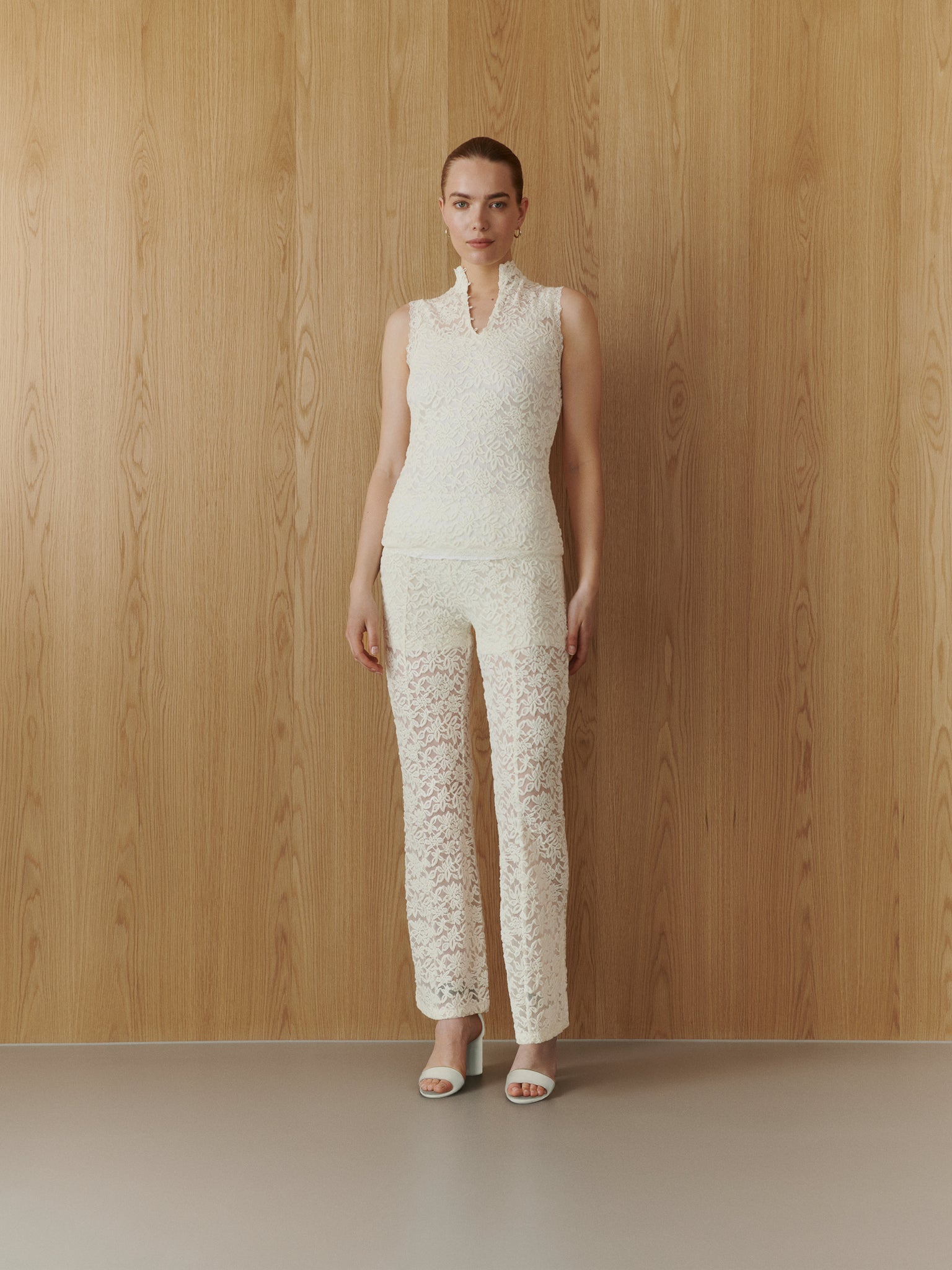 RWDelicia SL Lace Top Top Suzhou Kingsma I/E Co., Ltd. (USD)