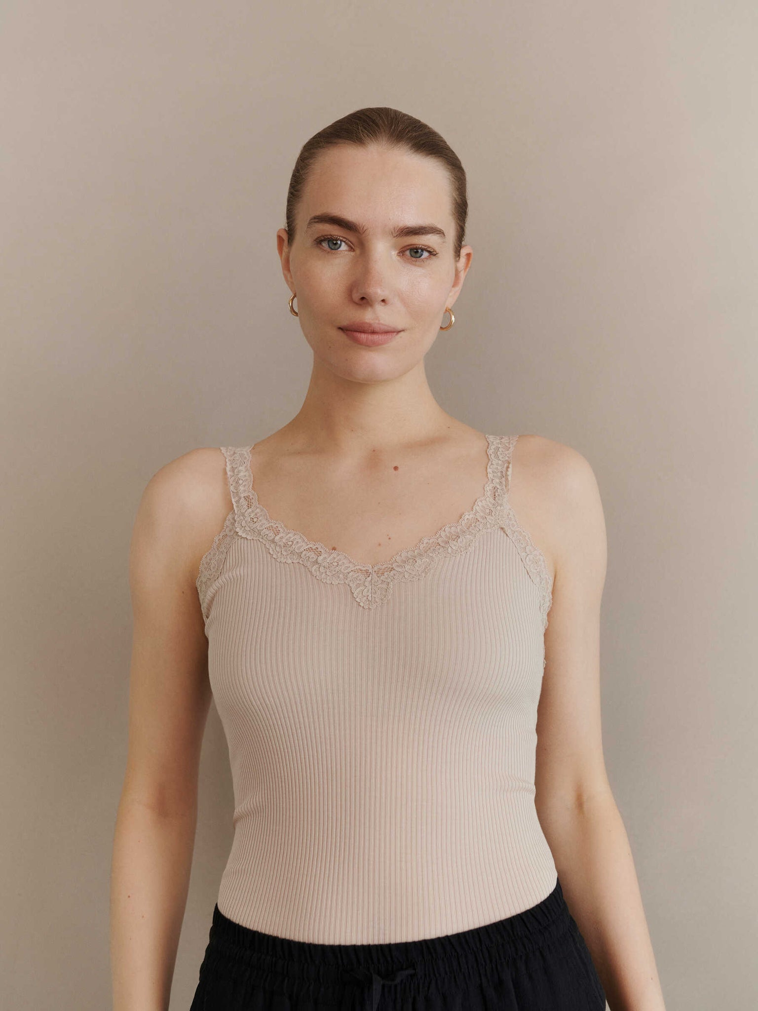 RMWBalta Modal SL V-Neck Top Top Nantong Joyfull Fashion Co. Ltd. (CNY)