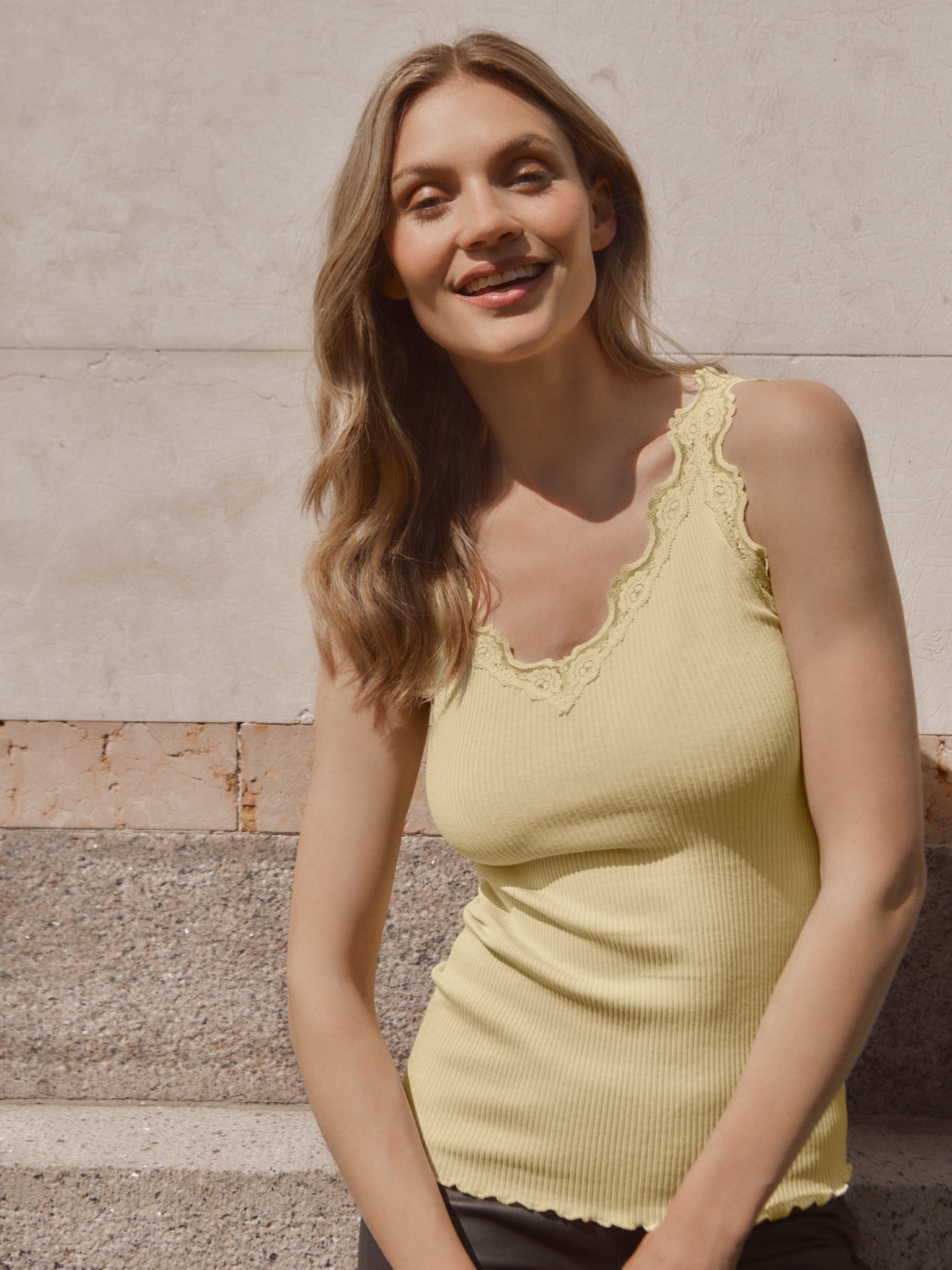 RWBeatha Silk SL V-neck Lace Top TOP Rosemunde Woman
