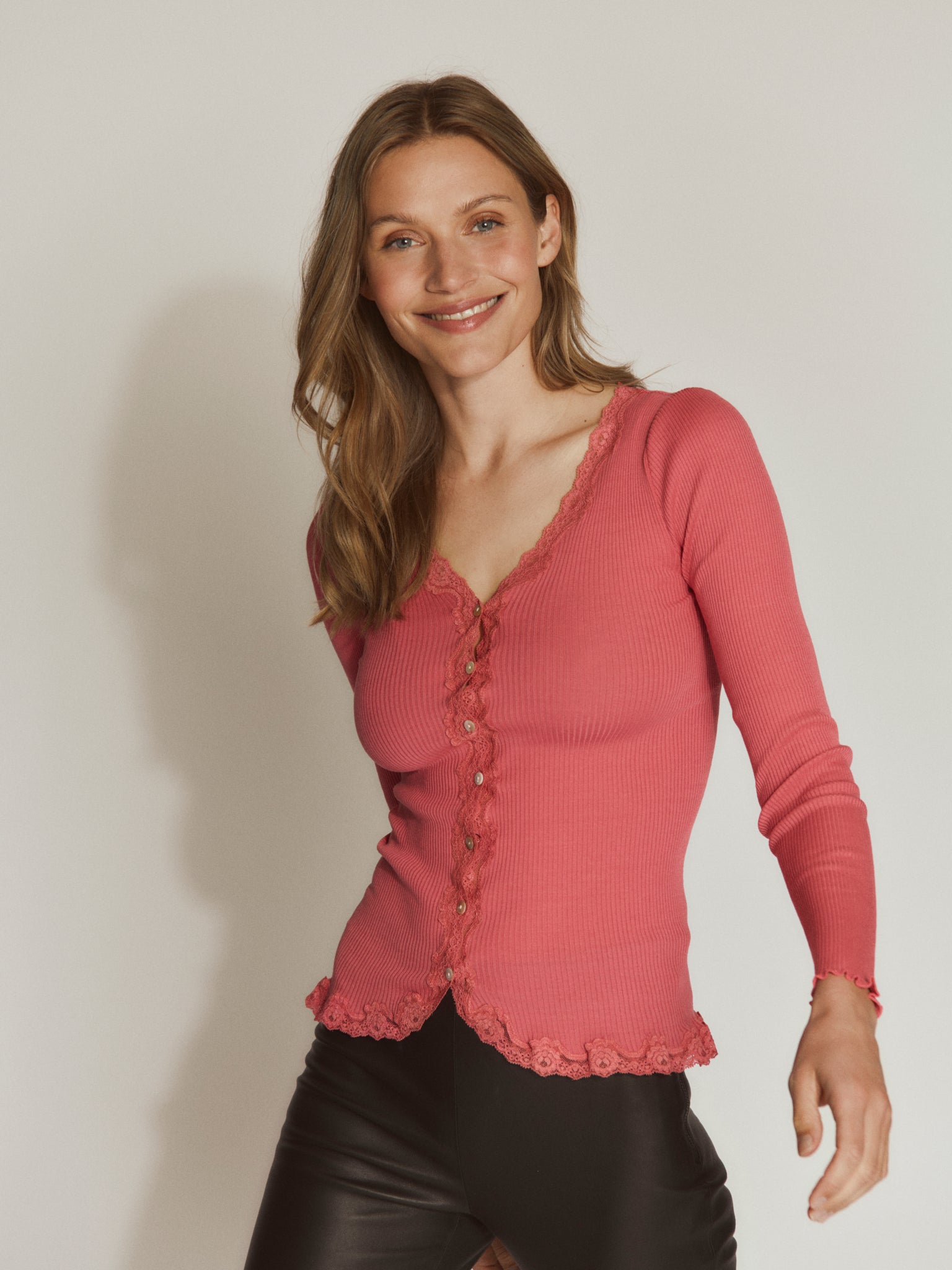 RWBabette Silk LS V-neck Lace Cardigan Cardigan Rosemunde Woman