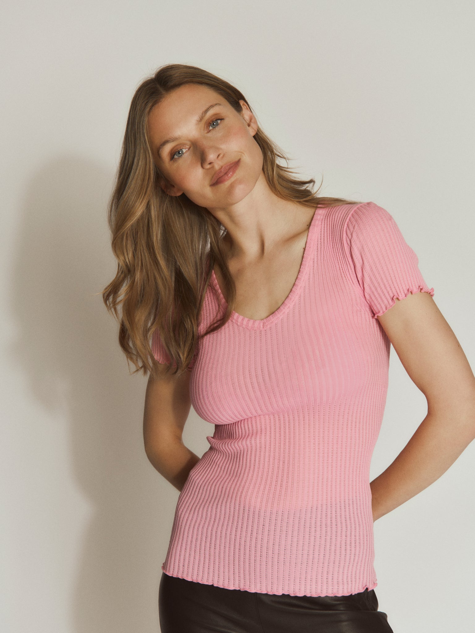 RWBelize Silk SS V-Neck T-shirt T-shirt Rosemunde Woman