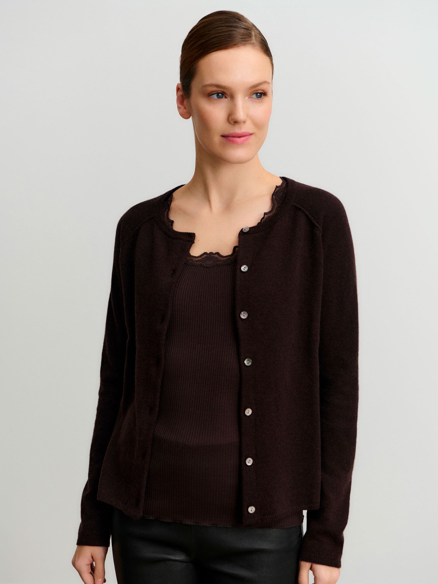 RWLaica kasjmier vest met lange mouwen, ronde hals en raglanmouwen