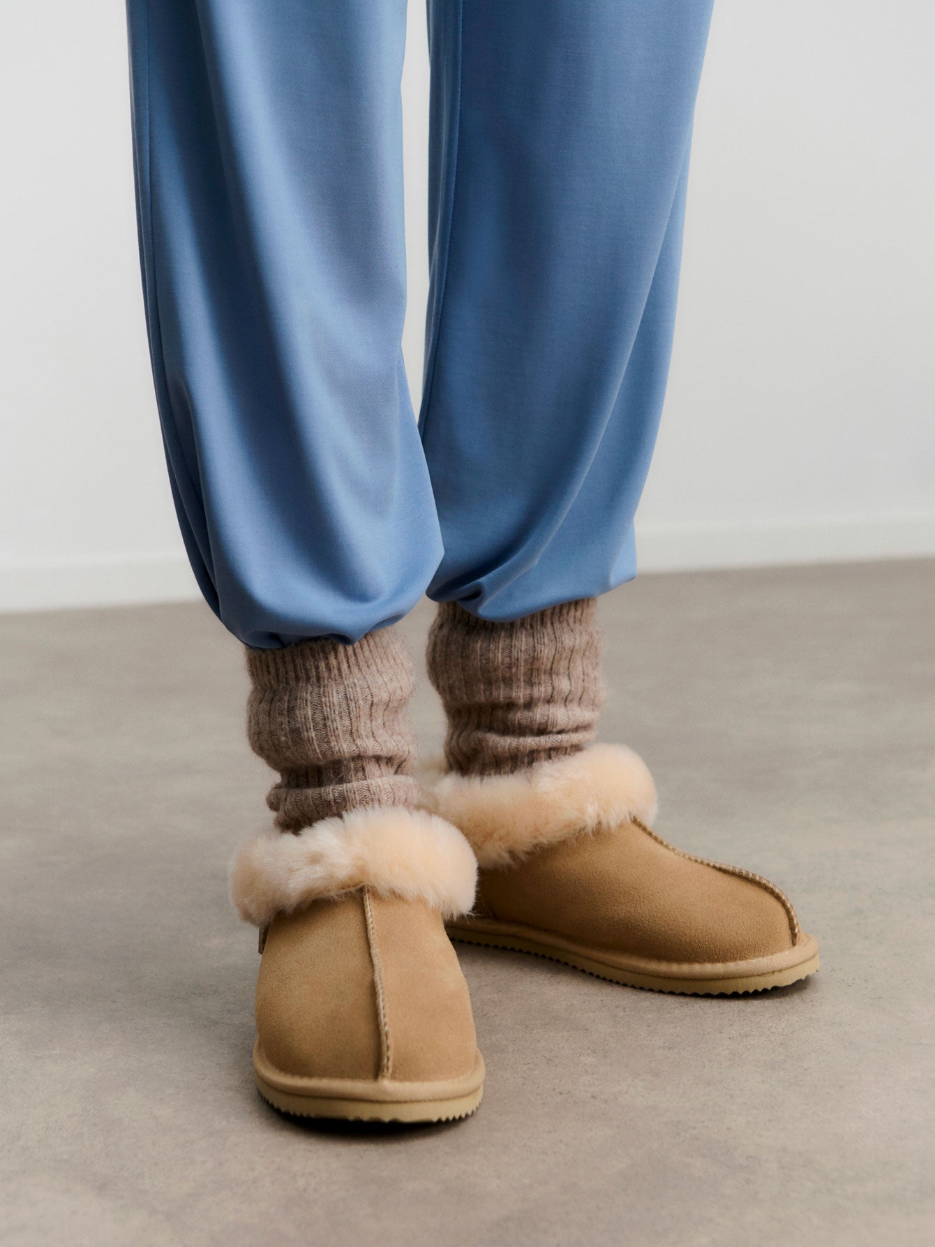 RHEvelyn Leather Closed Ankle Slipper SLIPPERS Rosemunde Woman