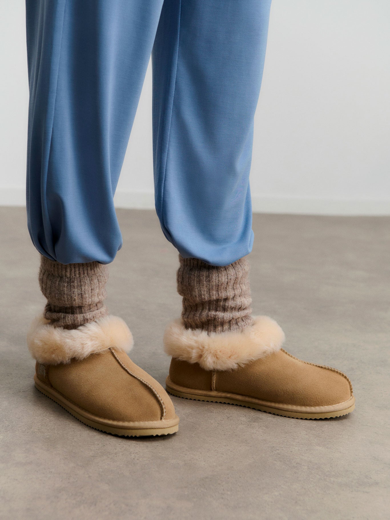 RHEvelyn Leather Closed Ankle Slipper SLIPPERS Rosemunde Woman