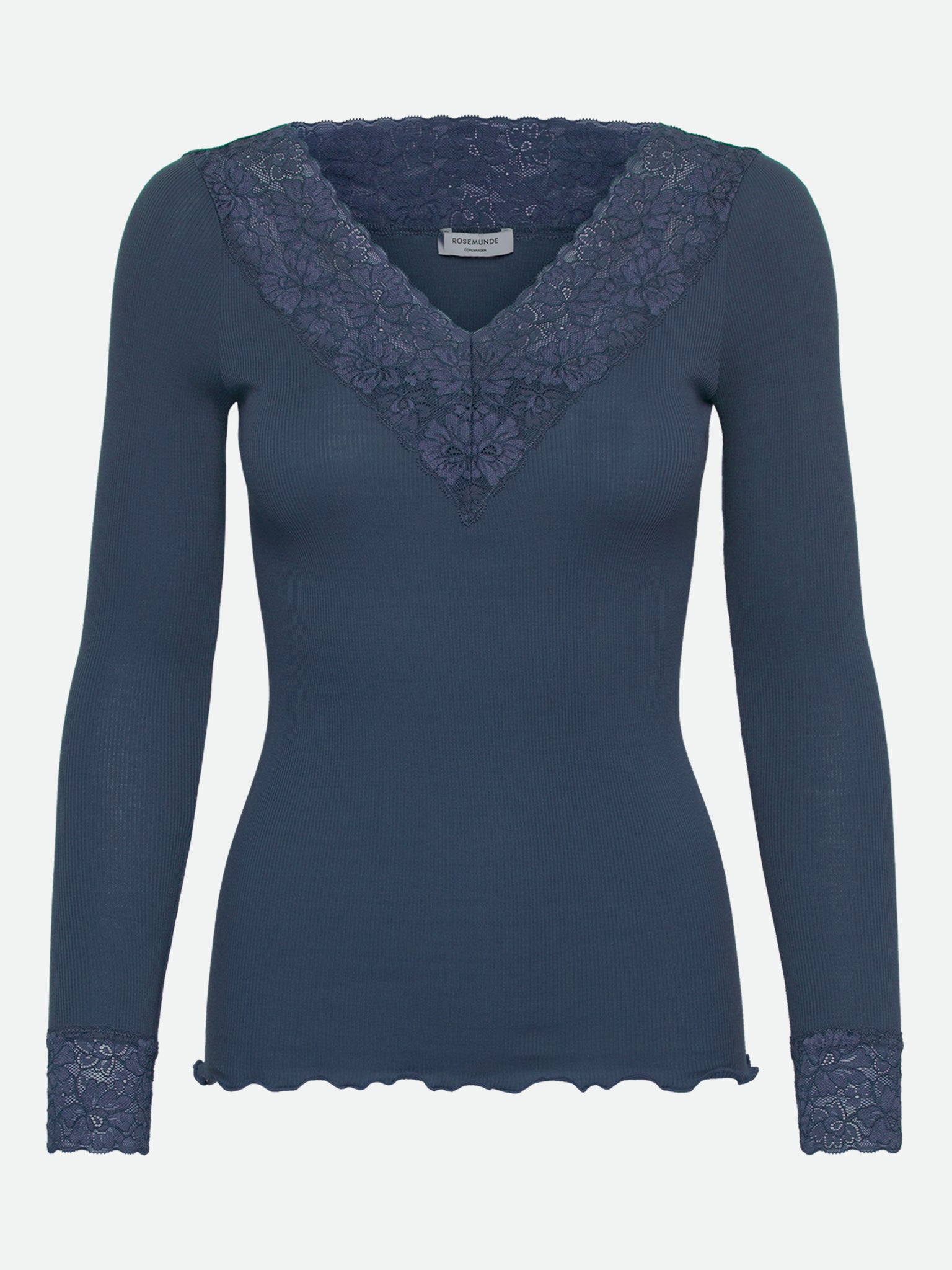 RWBernadine Organic LS V-neck Lace T-shirt T-SHIRT LS Rosemunde Woman XS Insignia blue