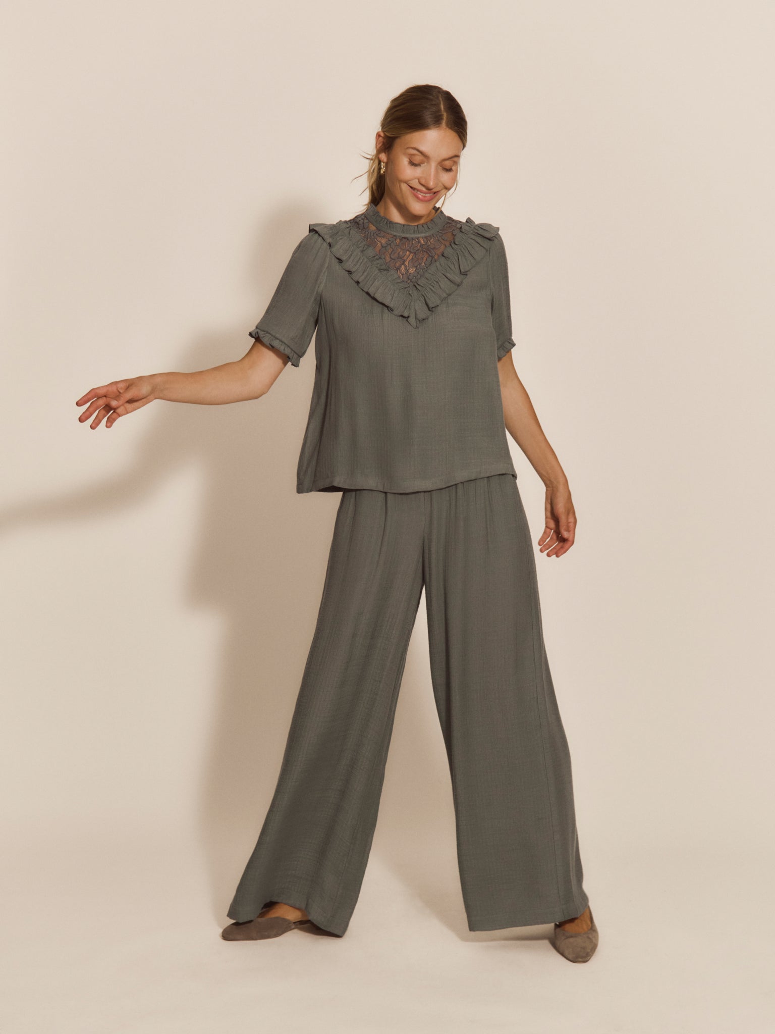 RWMarseille Kurzarm-Spitzenbluse