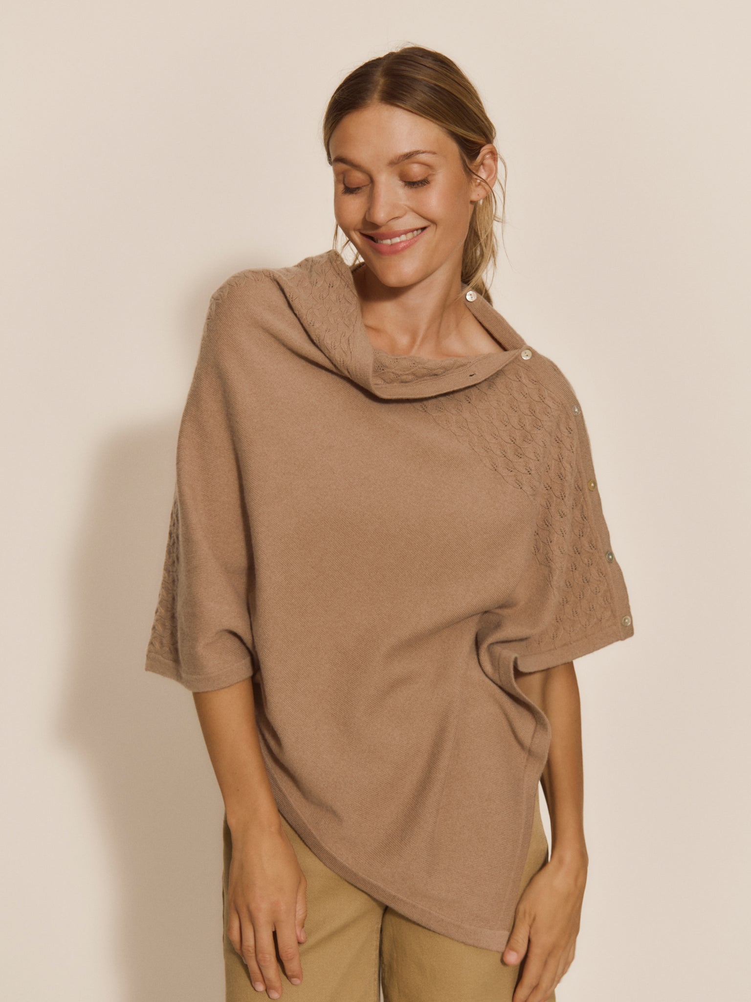 RWLaica Cashmere Pointelle Poncho PONCHO Jiaxing Qianyun USD