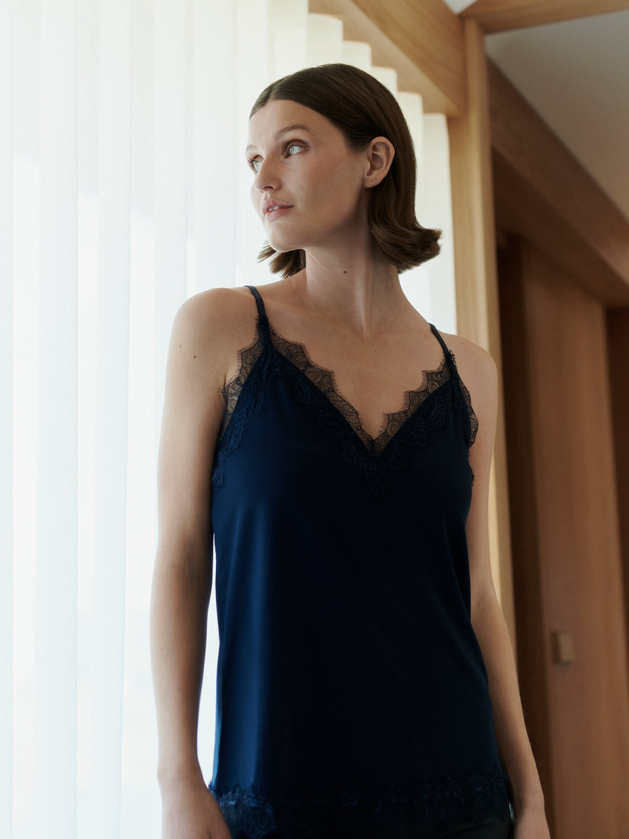 RWBillie SL Lace Strap Top