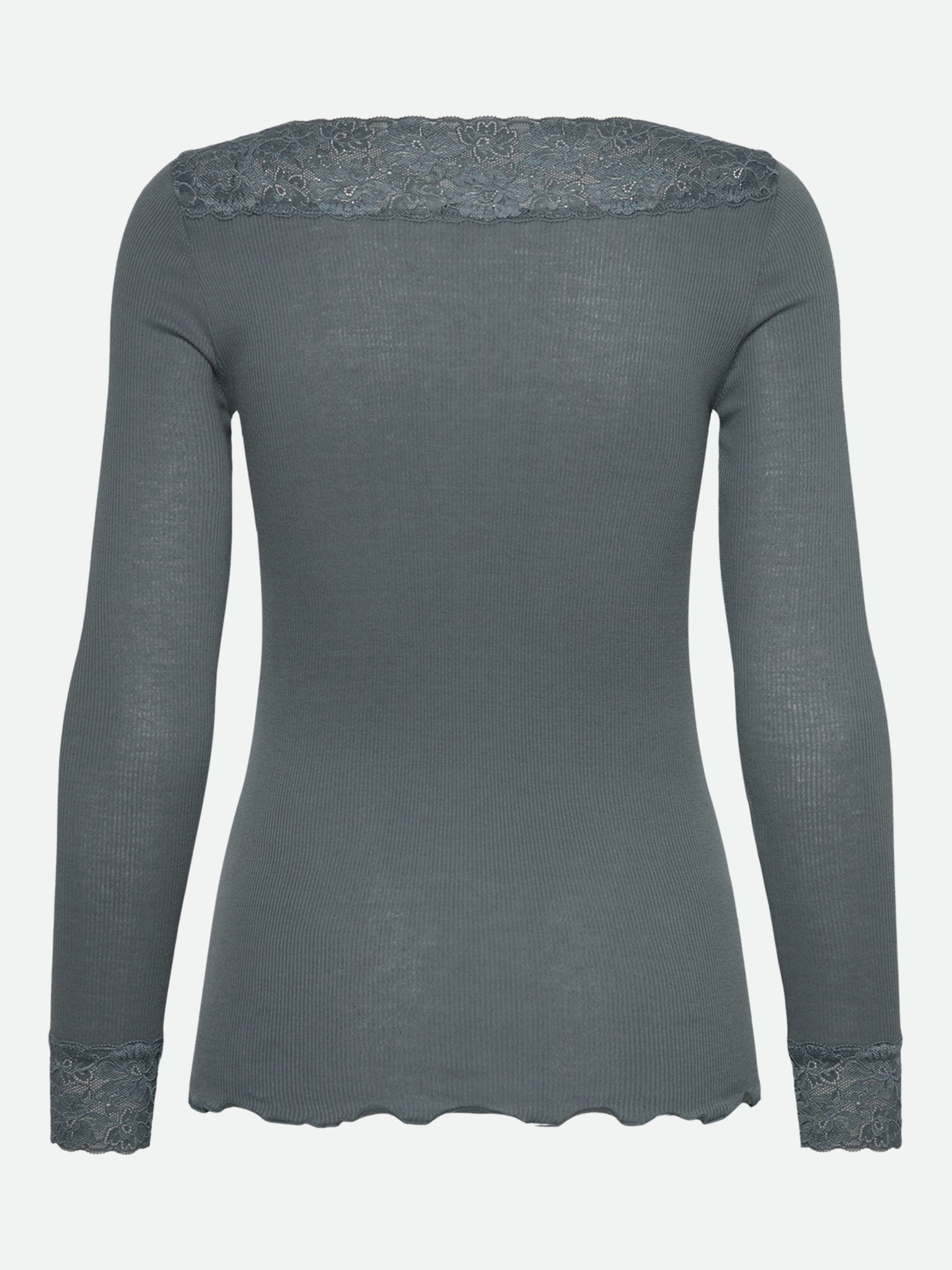 RWBernadine økologisk T-shirt med lang ærme og V-udskæring i blonder