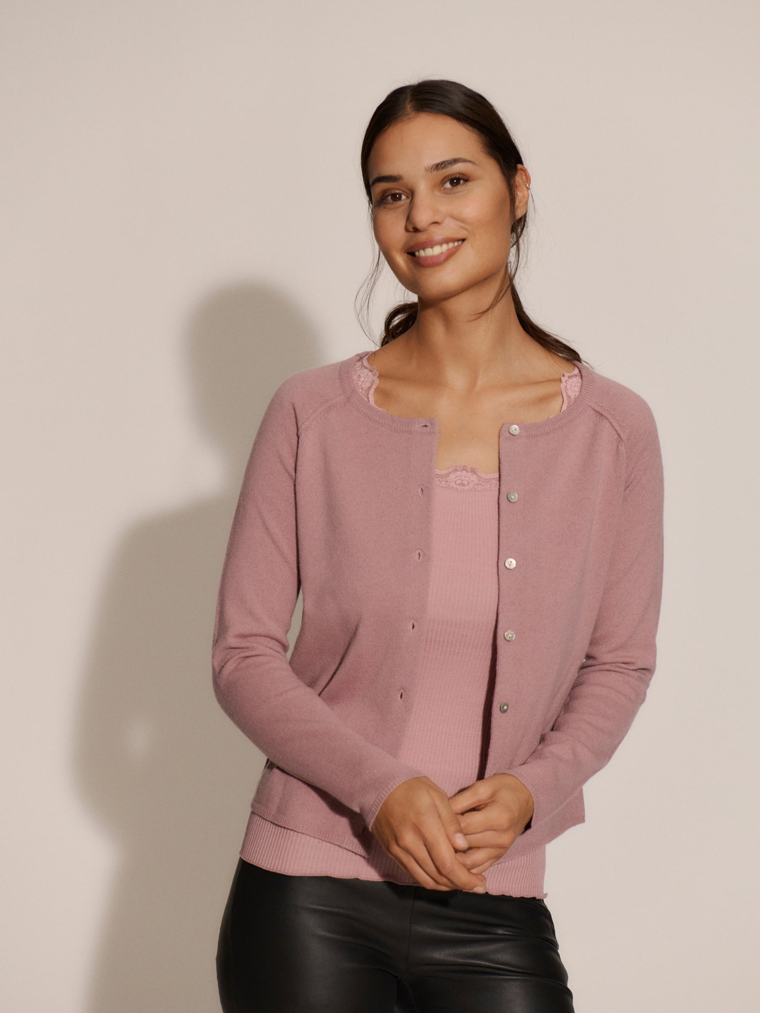 RWBabette Silk SL U-neck Long Lace Top