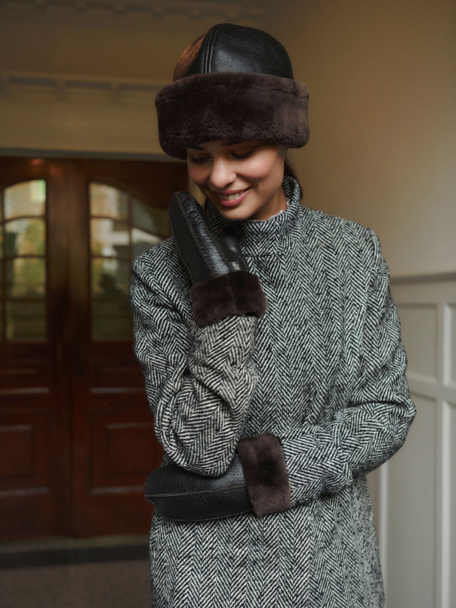 RHJuno Sheepskin Mittens GLOVES Suzhou Kingsma I/E Co., Ltd. (CNY)