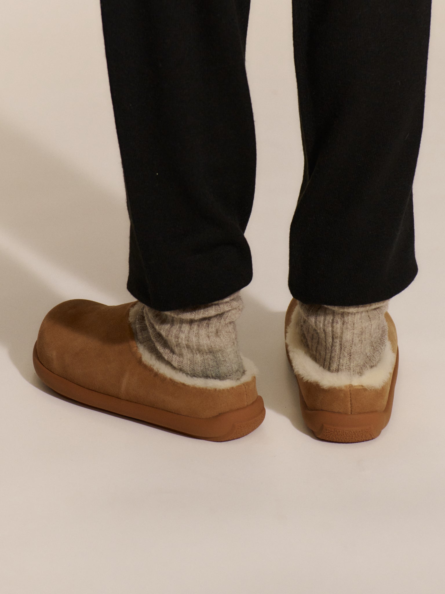 RHEvelyn Leather Slipper SLIPPERS Suzhou Kingsma I/E Co., Ltd. (CNY)