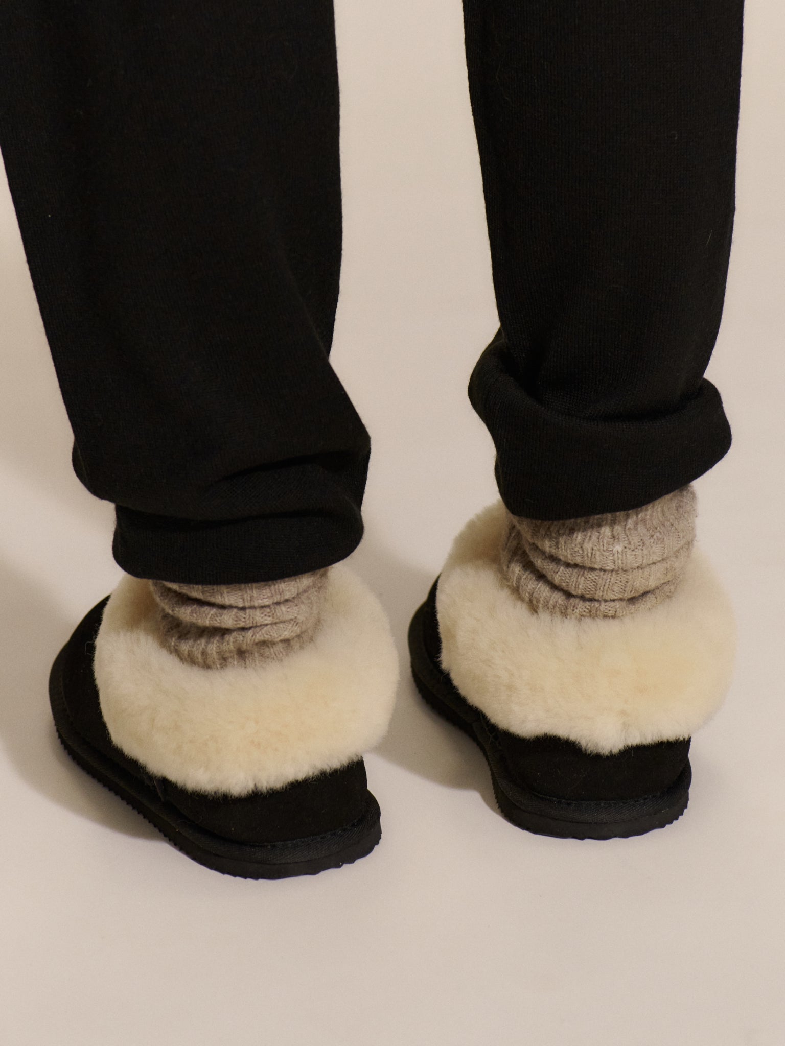 RHEvelyn Leather Closed Ankle Slipper SLIPPERS Rosemunde Woman