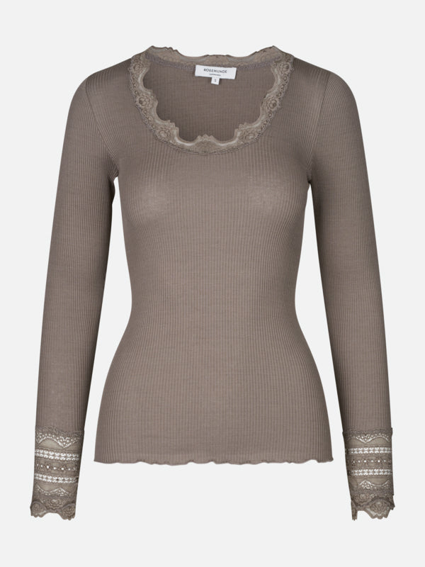 RWBenita O-neck Lace Blouse