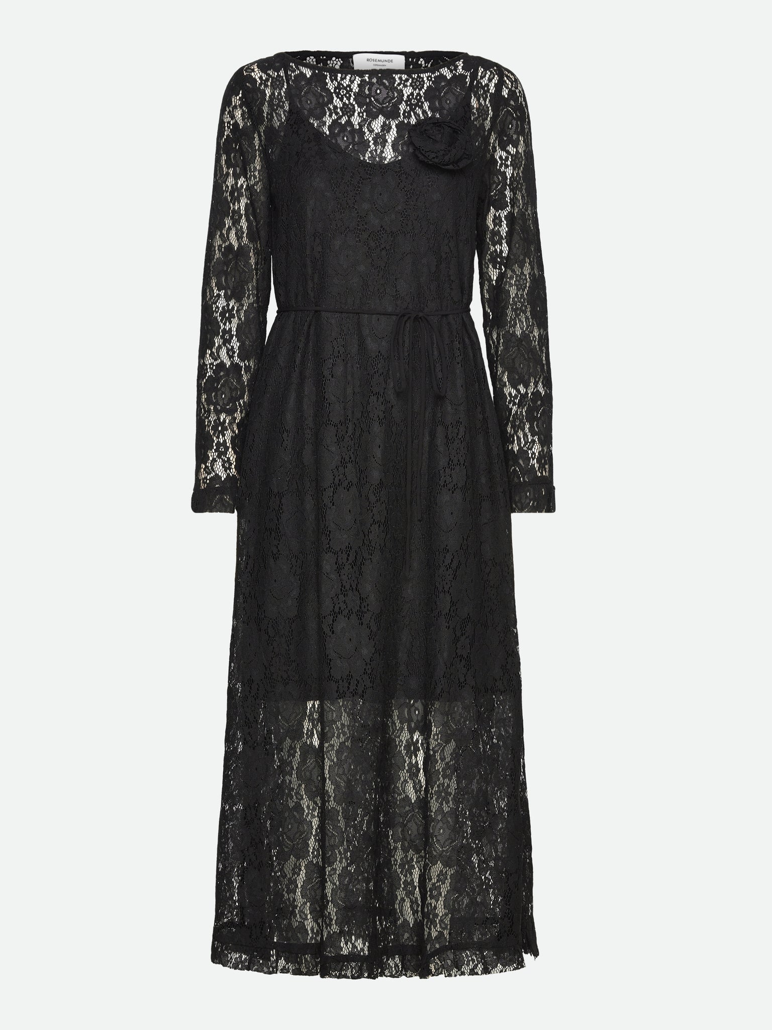 RWDelilah Long Lace Dress