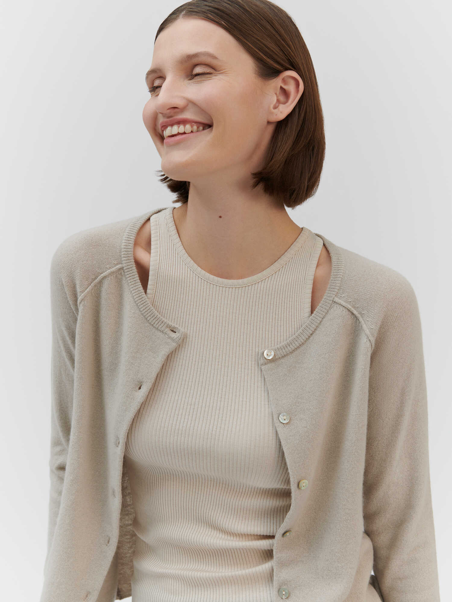 RWLaica O-neck Cardigan