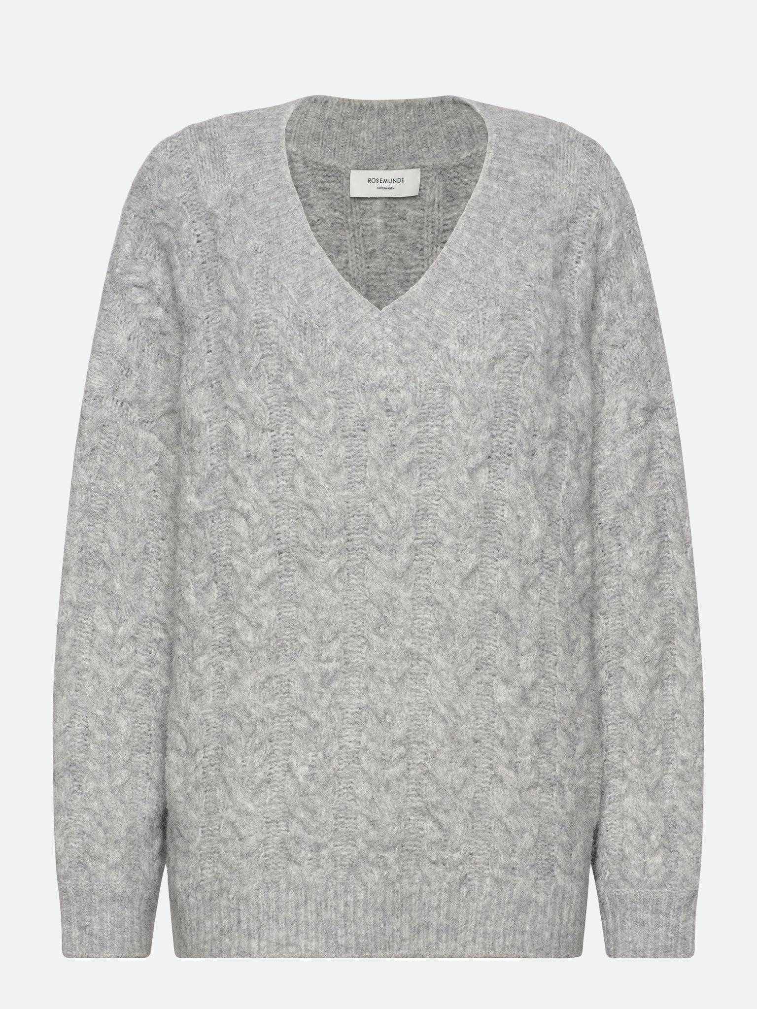 RWMagnolia V-neck Cable Knit