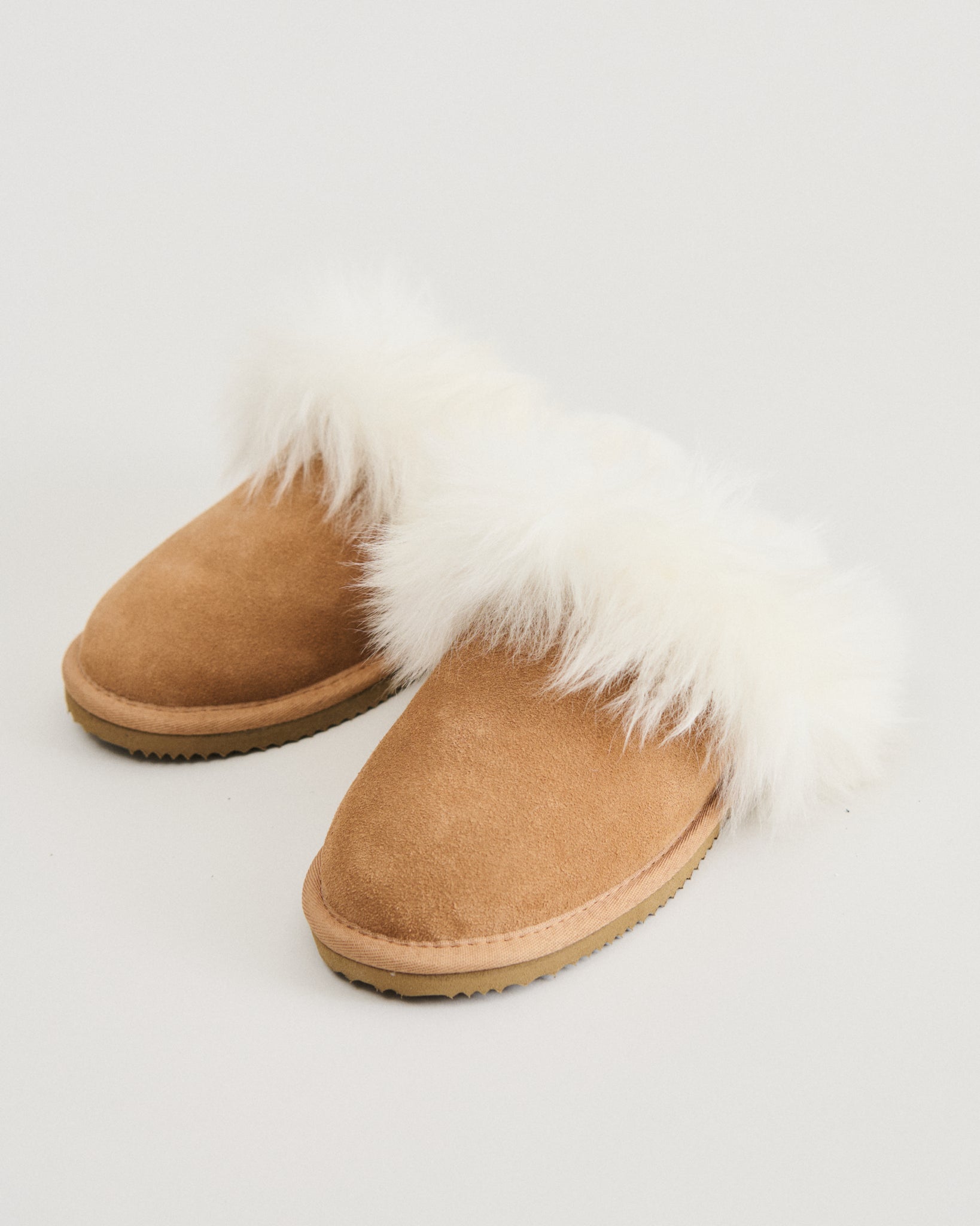 RHEvelyn Leather Long Hair Slippers SLIPPERS Rosemunde Woman