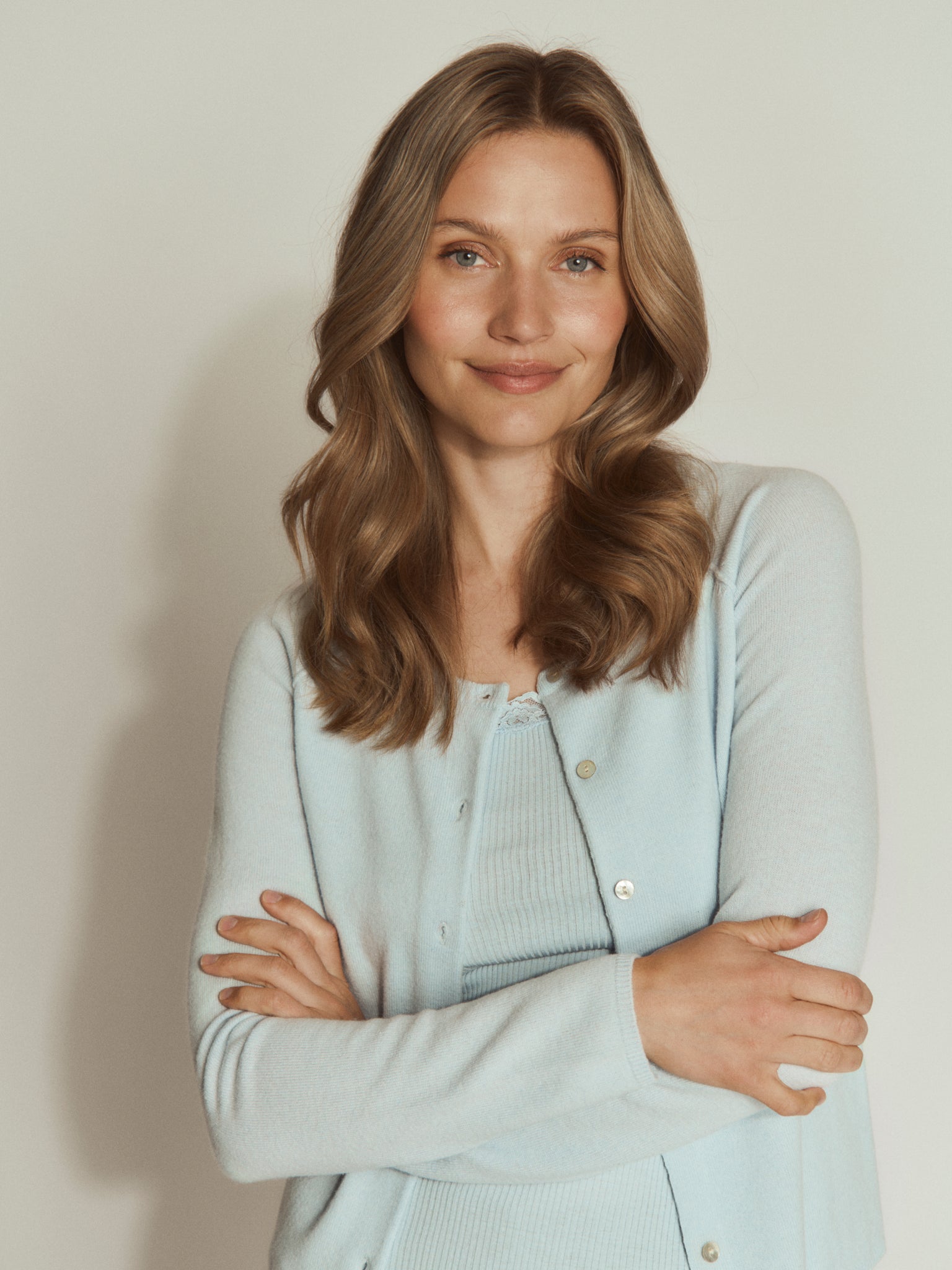 RWLaica Cashmere LS O-neck Raglan Cardigan