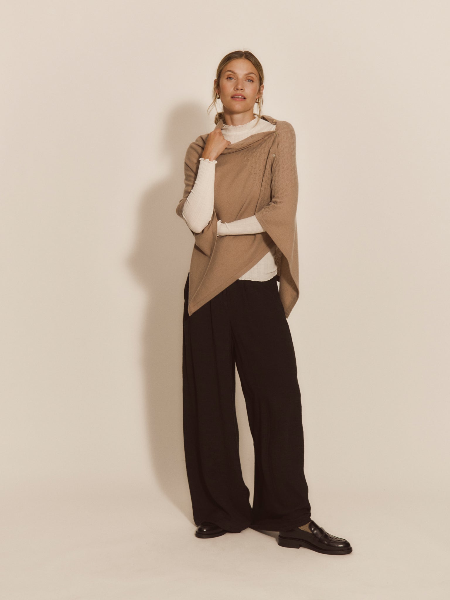 RWLaica Cashmere Pointelle Poncho PONCHO Jiaxing Qianyun USD
