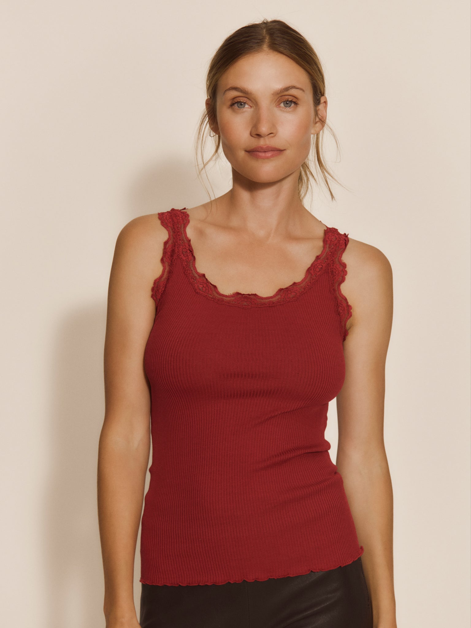 RWBabette Silke SL U-hals blonde Top