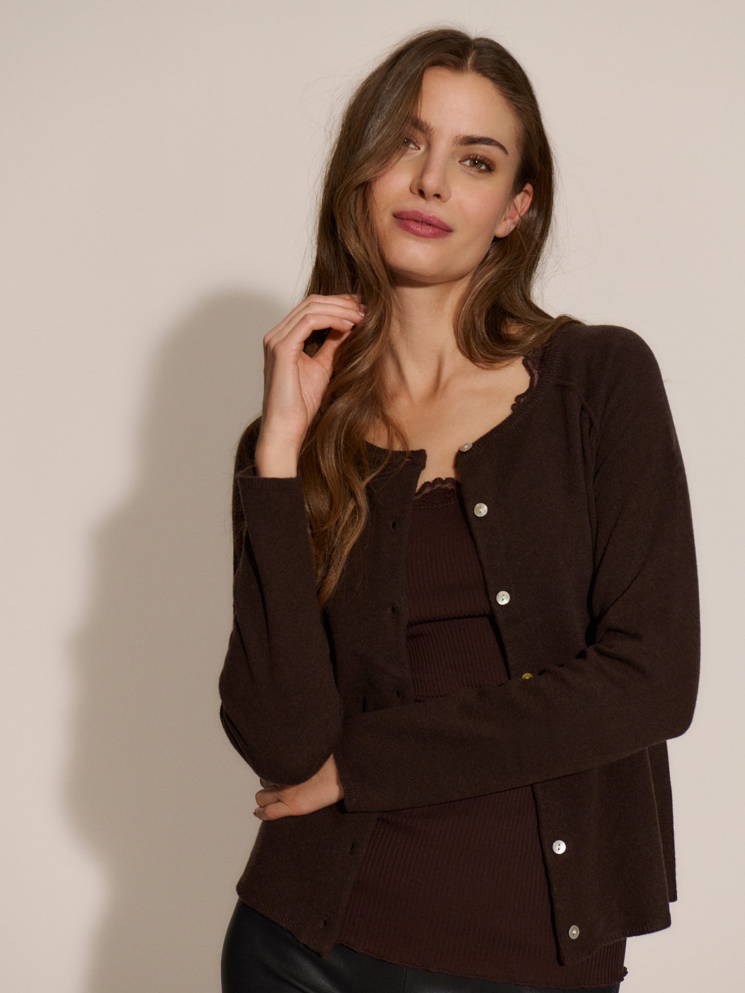 RWLaica kasjmier vest met lange mouwen, ronde hals en raglanmouwen